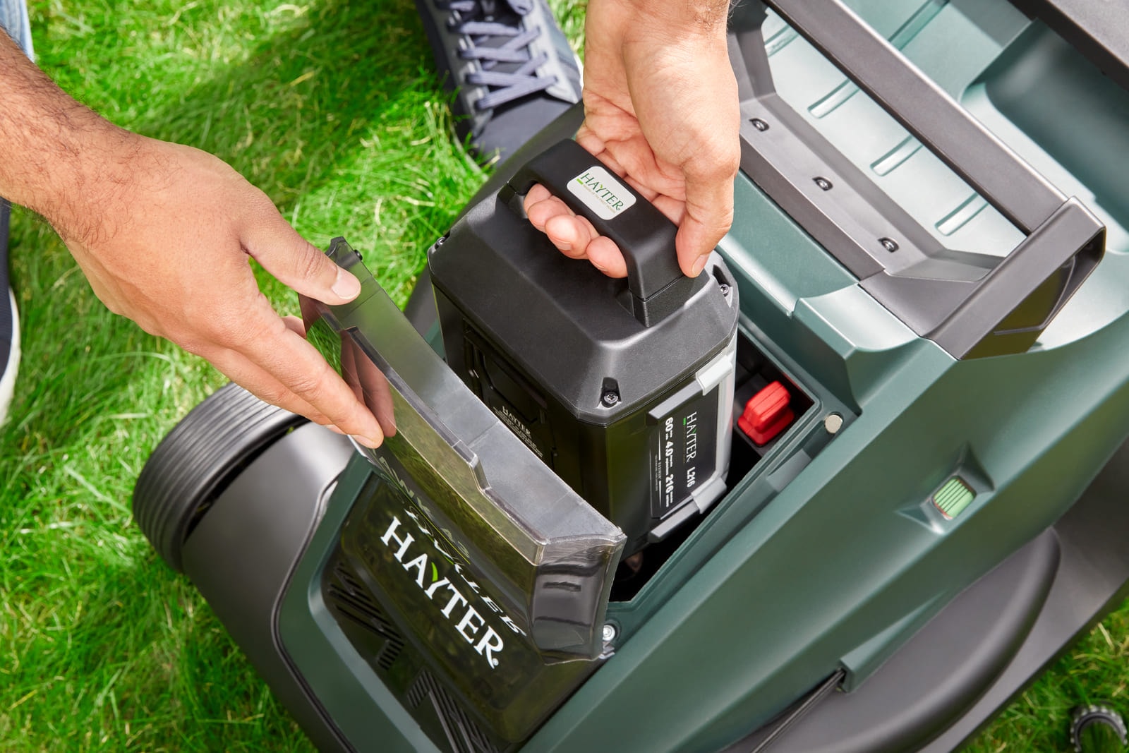 Hayter Hawk 43 AutoDrive 60V Cordless Mower Kit image